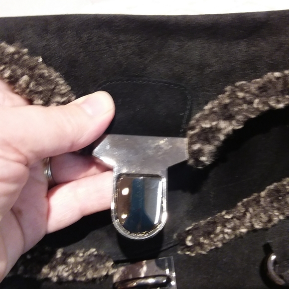 💖Host Pick- Stuart Weitzman suede satchel - Picture 9 of 9